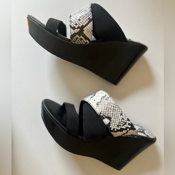 Charles by Charles David Fefe Snakeskin Wedges - Picture 1 of 7